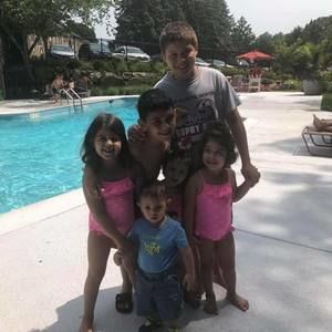 Meet your Posher, Helena